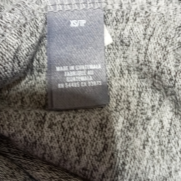 Aerie Gray brushed cotton romper. NWT.  Size xs. - Picture 5 of 7